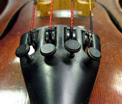 Tuner for fine tuning .